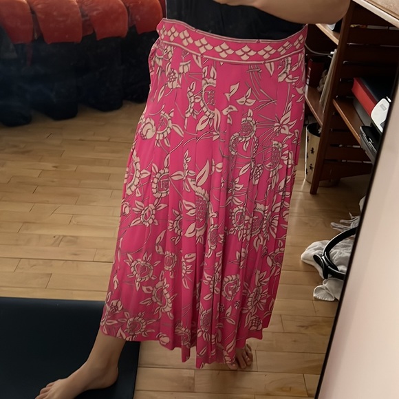 Emilio Pucci Vintage Pink Floral Skirt - Picture 11 of 11